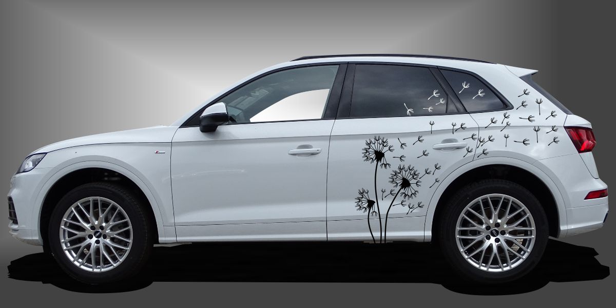 Der Aufkleber Pusteblume besteht aus drei Pusteblumen als Dekor für SUVs, das dem Fahrzeug ein sportliches und modernes Auto-Tuning im Design verleiht. Das Set besteht aus modularen Einzelelementen im Baukastenprinzip. Geeignet für glatte, lackierte Fahrzeugoberflächen. Material: Hochwertige Plotterfolie (Mactac), UV-beständig, waschstraßenfest, rückstandslos entfernbar, Haltbarkeit über 10 Jahre.
