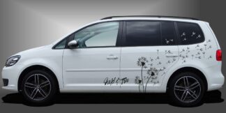Die Autofolie Pusteblume ist ein charismatischer Car-Style für Vans, der dem Fahrzeug einen sportlichen und modernen Look im Design verleiht. Das Set besteht aus modularen Einzelelementen im Baukastenprinzip. Geeignet für glatte, lackierte Fahrzeugoberflächen. Material: Hochwertige Plotterfolie (Mactac), UV-beständig, waschstraßenfest, rückstandslos entfernbar, Haltbarkeit über 10 Jahre.
