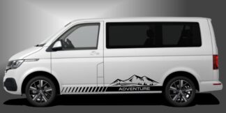 Die Camper Stickers Berge sind eine originelle Design-Folie für Kleinbusse, die dem Fahrzeug eine sportliche und moderne Dimension im Design verleihen. Das Set besteht aus modularen Einzelelementen im Baukastenprinzip. Geeignet für glatte, lackierte Fahrzeugoberflächen. Material: Hochwertige Plotterfolie (Mactac), UV-beständig, waschstraßenfest, rückstandslos entfernbar, Haltbarkeit über 10 Jahre.