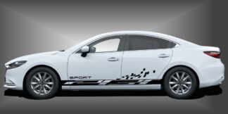 Aufkleber Schweller in Schwarz auf weißem Mazda 6