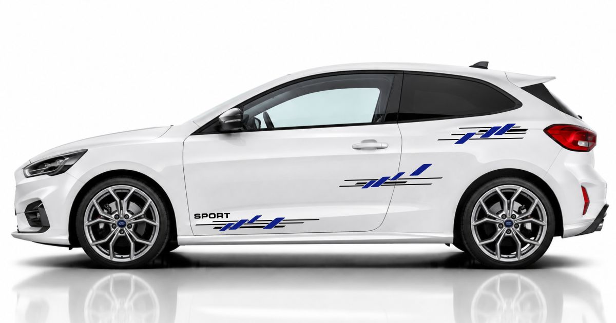 Aufkleber Seite Auto in Schwarz und Blau auf einem weißen Ford Focus