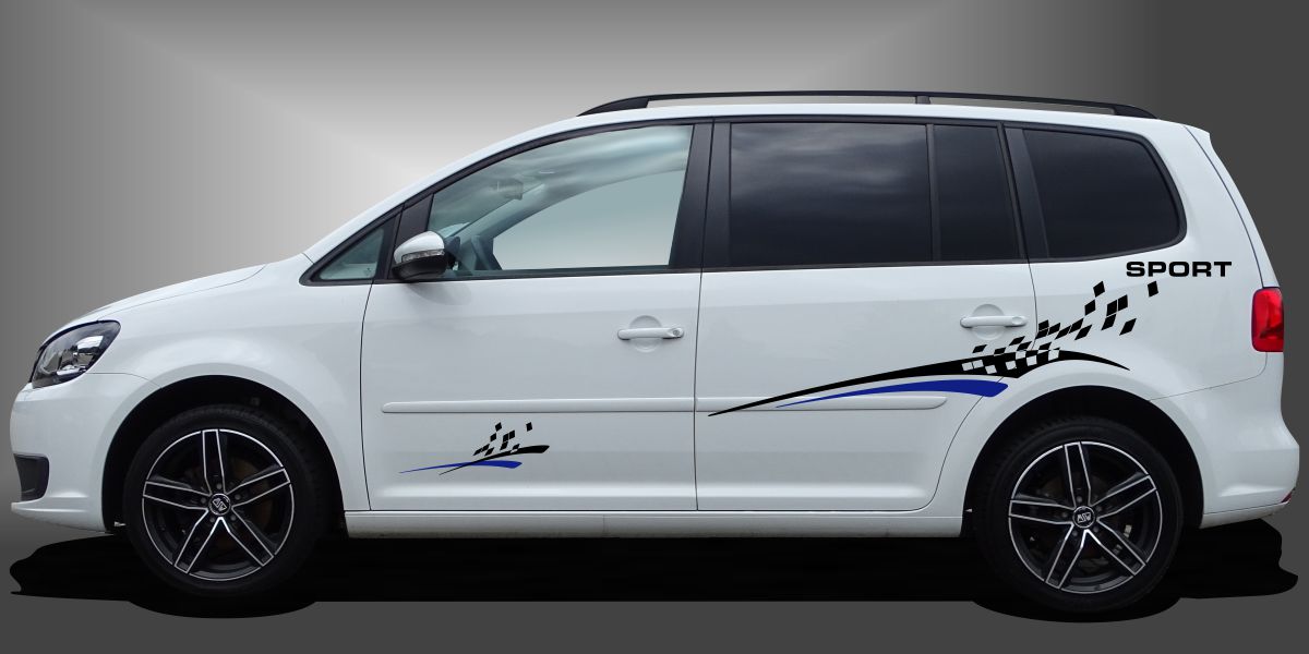 Auto Dekorstreifen in Schwarz und Blau auf weißem VW Touran