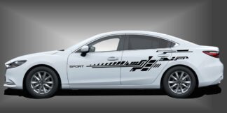 Auto Design Folie in Schwarz auf weißem Mazda 6
