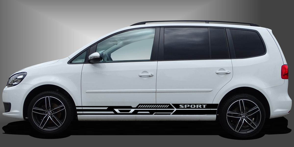 Auto Seitenaufkleber Set in Schwarz auf weißem VW Touran