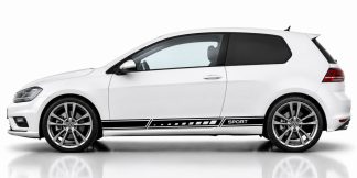 Auto Seitendekore in Schwarz auf einem weißen VW Golf 7