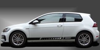 Auto Seitendekore in Schwarz auf weißem VW Golf 7