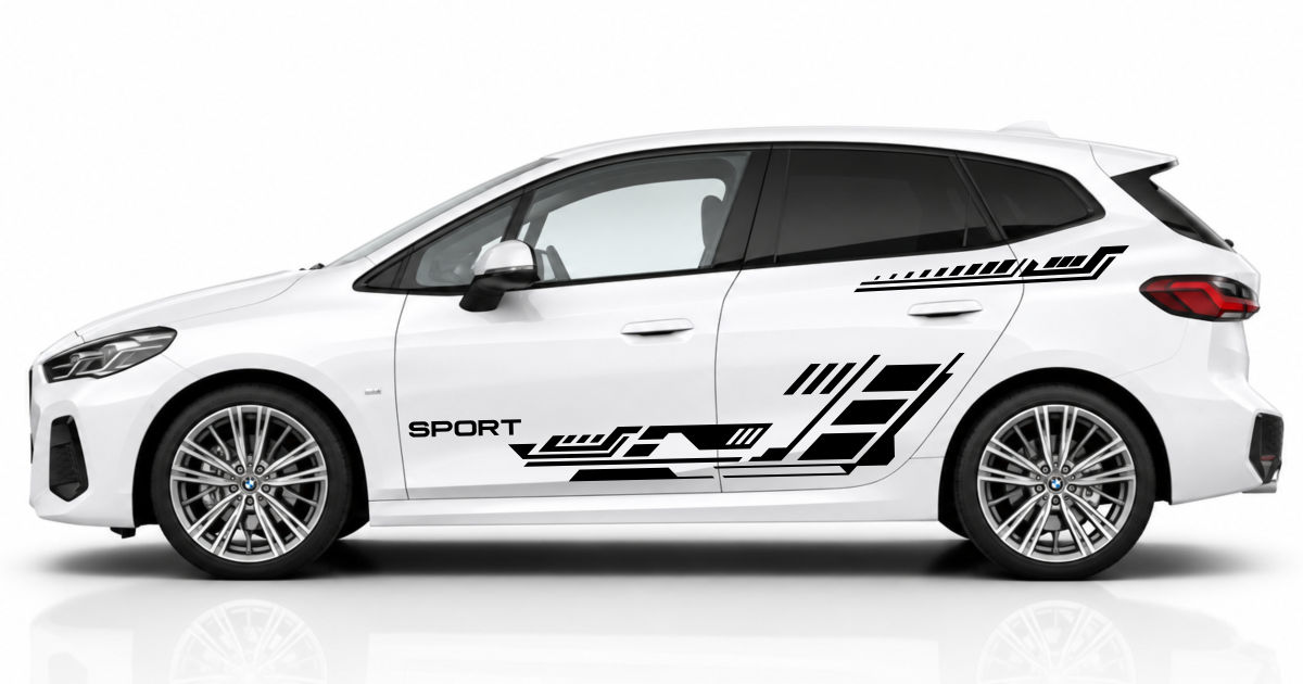 Auto Tattoo in Schwarz auf einem weißen BMW 2er Active Tourer