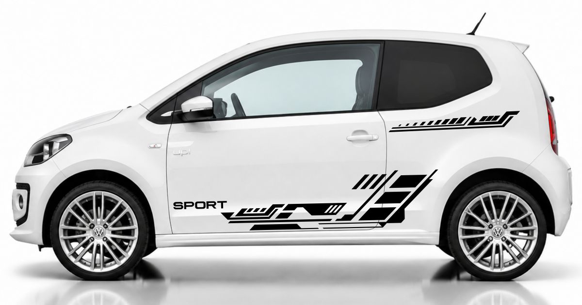 Auto Tuning in Schwarz auf einem weißen VW UP