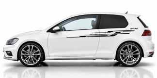 Auto Zierstreifen in Schwarz auf einem weißen VW Golf 7