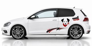 Autoaufkleber Hund in Schwarz und Dunkelrot auf einem weißen VW Golf 7