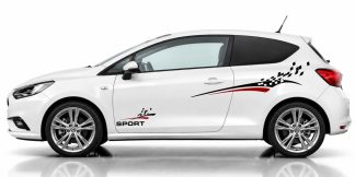 Autodekore Folie in Schwarz und Dunkelrot auf einem weißen Opel Corsa