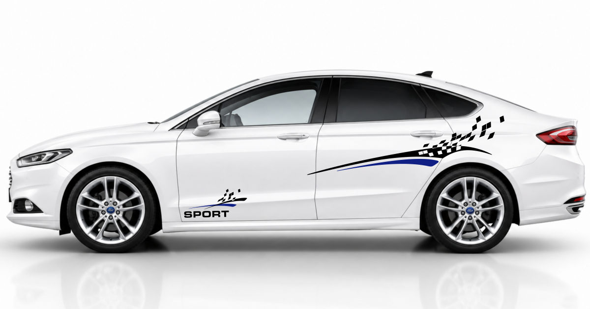 Autodesign in Schwarz und Blau auf einem weißen Ford Mondeo