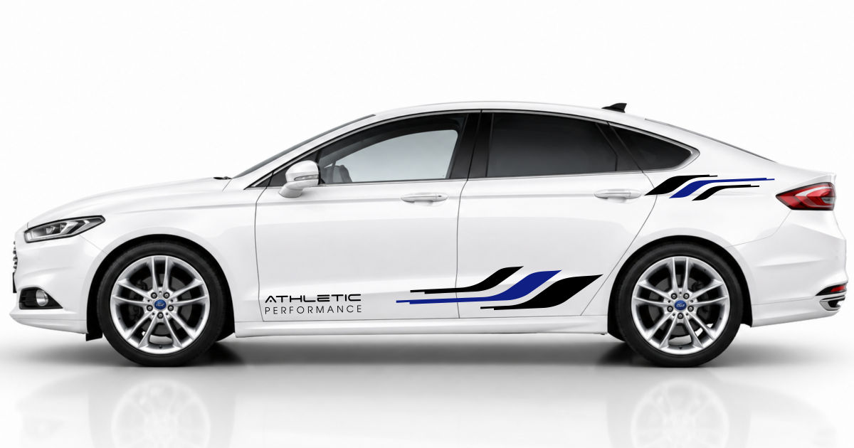Autosticker in Schwarz und Blau auf einem weißen Ford Mondeo