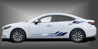 Autosticker in Schwarz und Blau auf weißem Mazda 6