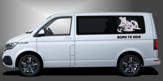 Born to Ride Aufkleber als sportlicher, markanter Autosticker in Schwarz und Silber auf weißem VW T6