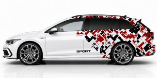 Camouflage Seitendekor in Schwarz und Dunkelrot auf einem weißen Golf 8 Variant