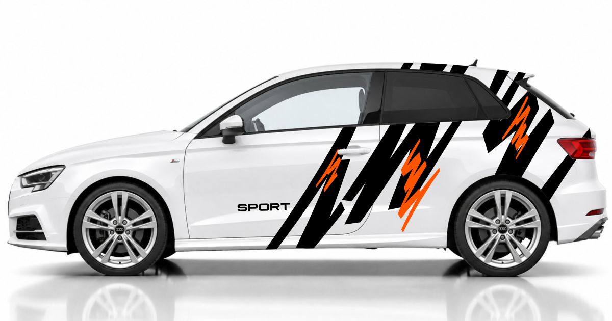 Car Tuning in Schwarz und Orange auf einem weißen Audi A3 Sportback