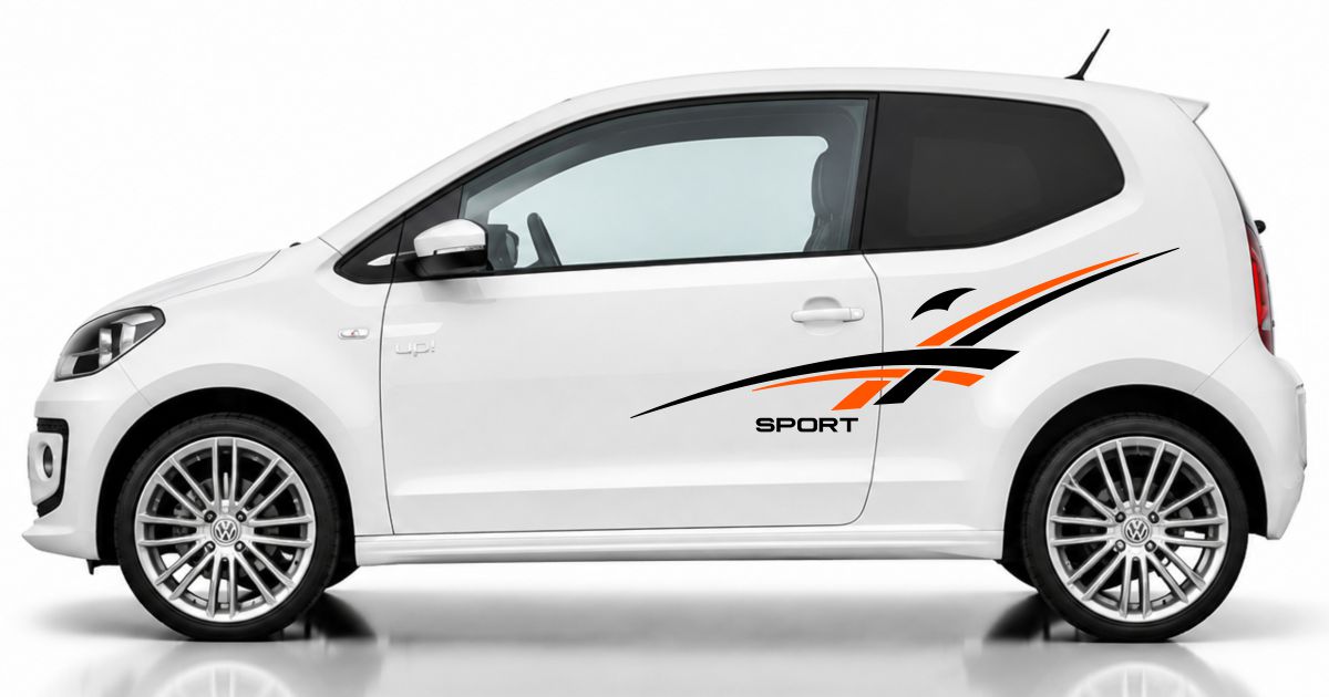 coole Deko Auto in Schwarz und Orange auf einem weißen VW UP