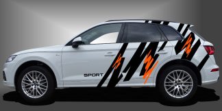 Dekorstreifen als sportlicher und ausgefallener Rally-Streifen in Schwarz und Orange auf weißem Audi Q5