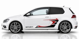 Golf Tuning in Schwarz und Dunkelrot auf einem weißen VW Golf 7