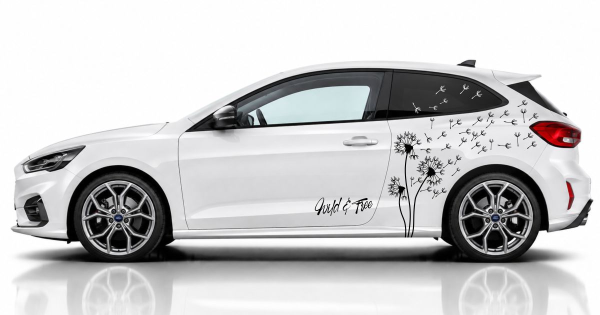 Pusteblume Auto in Schwarz auf einem weißen Ford Focus