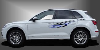 Seitenstreifen X1 in Schwarz und Blau auf weißem Audi Q5