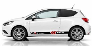 Streifen Auto Dekor in Schwarz und Dunkelrot auf einem weißen Opel Corsa