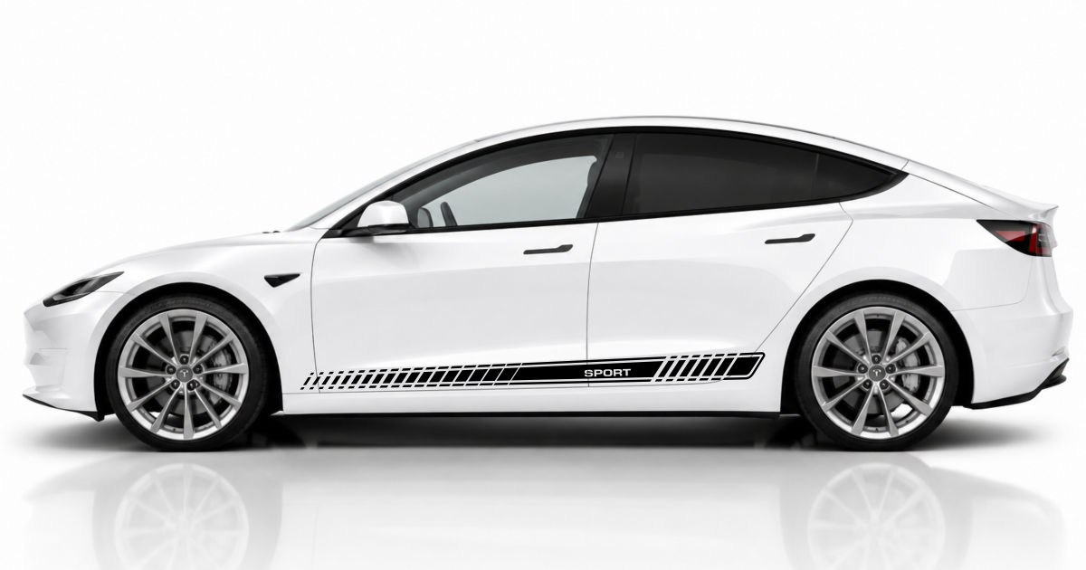 Streifen Tattoo in Schwarz auf einem weißen Tesla Model 3