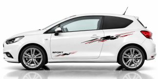 Streifenaufkleber in Schwarz und Dunkelrot auf einem weißen Opel Corsa