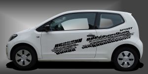 Tire Track Aufkleber in Schwarz auf weißem VW UP