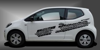 Tire Track Aufkleber in Schwarz auf weißem VW UP