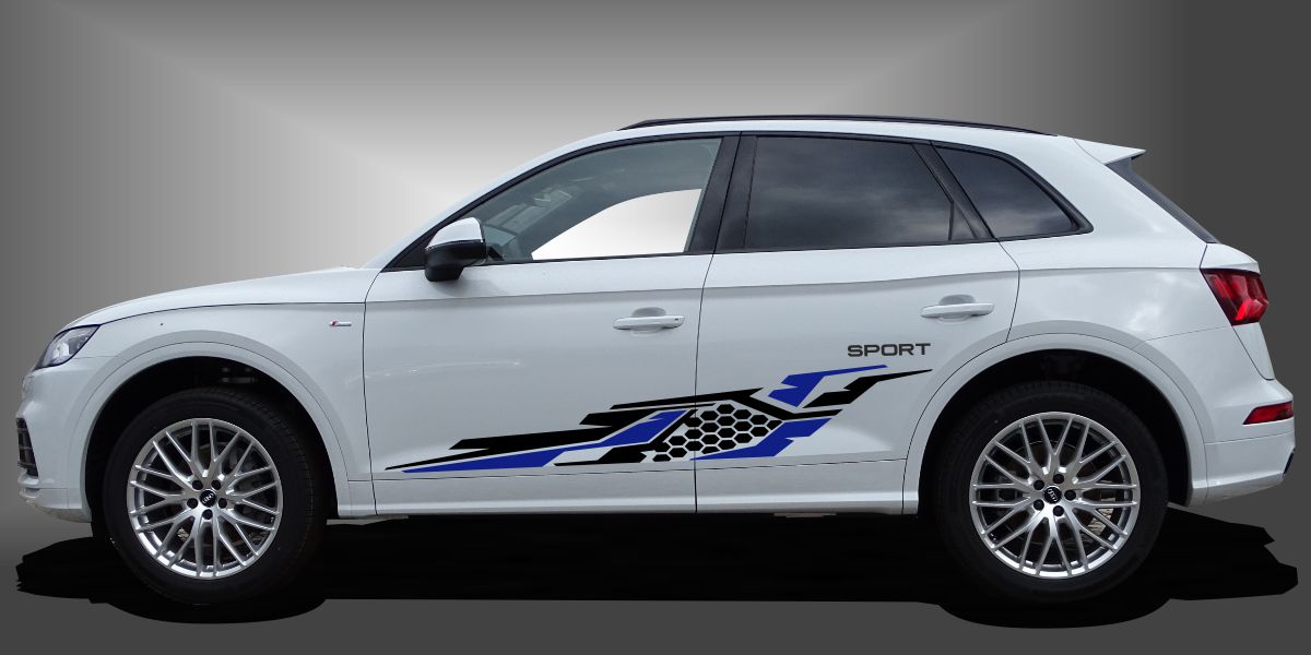 Tuningfolien SUV in Schwarz und Blau auf weißem Audi Q5