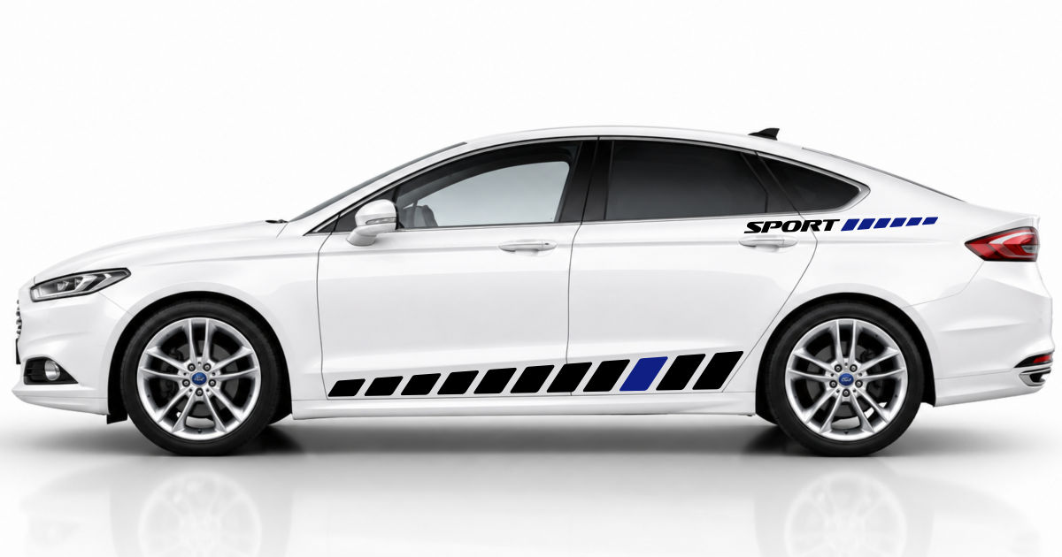 Tuningstreifen fürs Auto in Schwarz und Blau auf einem weißen Ford Mondeo