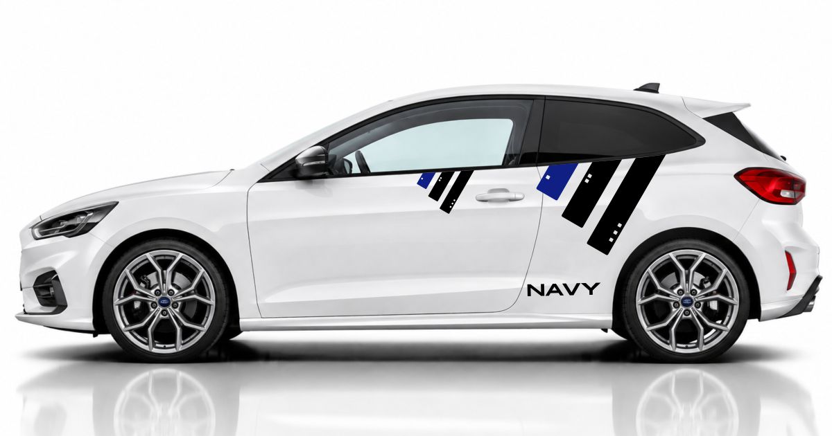 Vinyl Aufkleber in Schwarz und Blau auf einem weißen Ford Focus