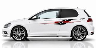 Zierstreifen in Schwarz und Dunkelrot auf einem weißen VW Golf 7